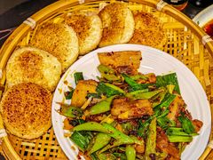 -粉墨特色菜·烧烤音乐酒馆
