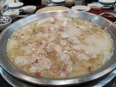 -老来福·非遗酸汤兔(凯旋路店)