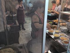 -松树干拌面店
