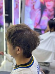 -藤野造型烫发染发