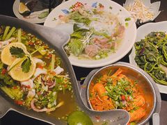 -大头虾越式风味餐厅(光明广场店)