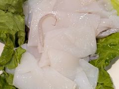 鲜鱿鱼-濠轩阁特色生蚝火锅总店