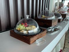 -亚洲国际大酒店·云顶阁旋转自助餐厅