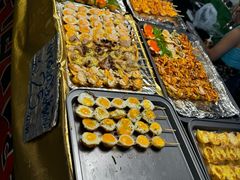 -席娜卡琳火车铁道夜市