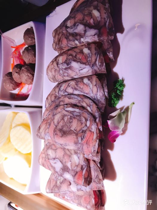 大渝火锅(长宁来福士店)-乌鸡卷图片-上海美食-大众点评网