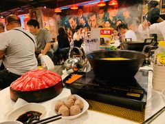 -鲜入围煮花胶鸡海鲜火锅