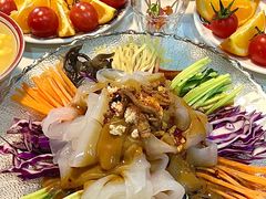-哈尔滨烧烤·山河村铁锅炖(交大店)