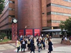 -香港理工大学
