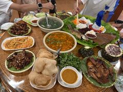 -沐毫傣泐云南菜孔雀宴•手抓饭傣味烧烤(曼听公园店)