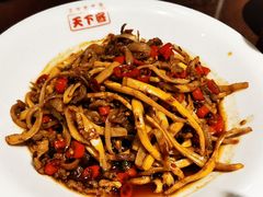 鱿鱼炒肉丝-天下客饭店(中山路店)
