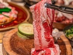 -蚂蚁洞·烤肉大营地(上海静安大悦城店)