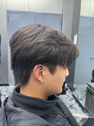 -米可造型烫发染发