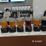 了好一阵儿才找到，实际上就在写字楼的大厅里面