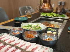-臻牛烤肉