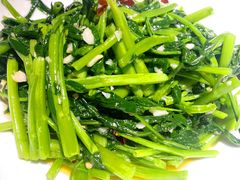 清炒空心菜-胡马八破·川菜小馆(高新万达店)