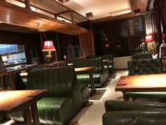 大堂-Local泰莲庭(虹鳟鱼店)