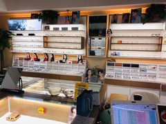 -视野联行眼镜·蔡司授权店(长白万象汇店)