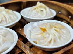 -莱莱小笼·乔艾
