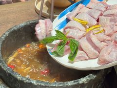 -蘑界·野生菌火锅(深业上城店)