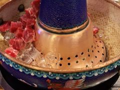 -毛辣果·贵州红酸汤牛肉火锅(西单店)