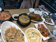 -小锅饭豆腐馆(嘉陵江街店)