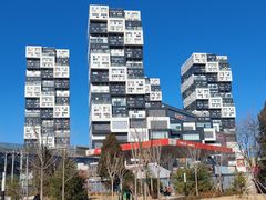 -资和信百货商场
