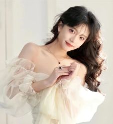 -东方美妍小鹏造型