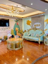 -馨喜月高端月子护理中心(万江店)