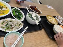 -荟选餐饮徐家汇社区食堂(徐虹北路店)