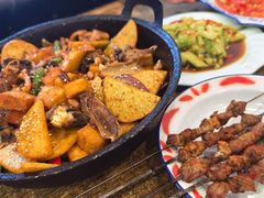 -老钟家烤羊排·敦伊阁清真餐厅胡羊焖饼