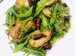 -三锅莊·牦牛肉火锅·香格里拉特色藏餐宴请餐厅(昆明创始店)