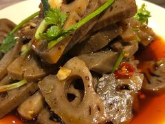 -巴厘龙虾·榜首油焖大虾(音乐学院·沿江酒馆店)