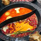 甄选鲜活高级食材｜重庆火锅吃出米其林感觉