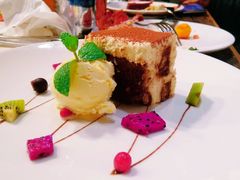 -HIGH FIVE哈福手工汉堡(桂林路店)