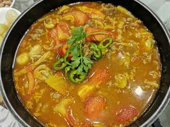 冬阴功肥牛汤-六婶西关小厨(光塔路店)