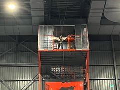 -极限PLAY运动娱乐新世界·团建派对表演休闲馆·室内高空游乐园