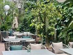 -Osteria Garden 生蚝花园餐厅(原进贤路店)
