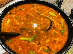 -香巴拉云南餐厅(华莱坞店)