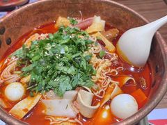 -成都你六姐·牛肉冒菜(信泰中心商场店)