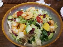 柠檬汁拌扒鲜虾牛油果沙拉-G+KITCHEN(龙湖狮山天街店)