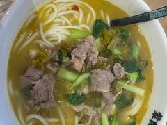 -蒙自源米线大王(花园城商场店)