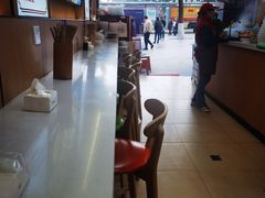 -叶伟胡辣壳面(两路口店)