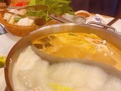 -樾餐厅泰式海鲜火锅(民歌湖店)