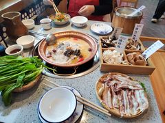 -阿婆情腊排骨火锅(金虹路店)