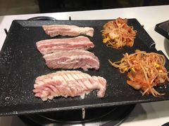 -八色五花肉(新村2号店)