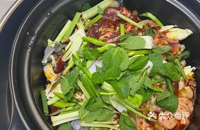 Signature Dry Pot Beef Offal