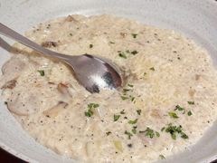 -MONICH牛排融合餐厅(和义大道购物中心店)