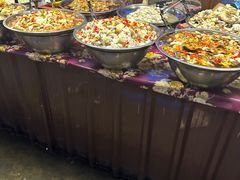 -席娜卡琳火车铁道夜市