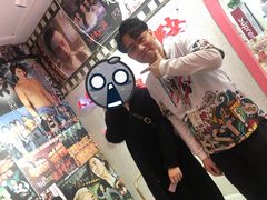 -肆兮眼镜·蔡司·徕卡战略合作店(大坪店)