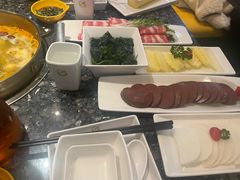 -一席地·本地鸡窝·杭帮鸡火锅(萧山银隆百货店)